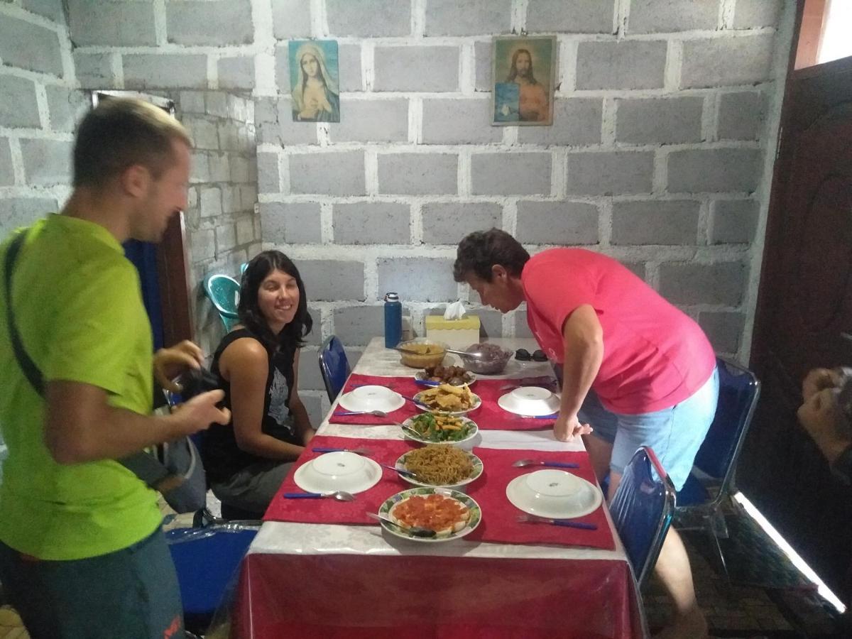Arnolds Familly Homestay Bajawa Dış mekan fotoğraf